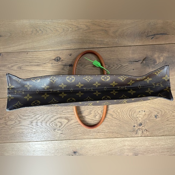 Louis Vuitton Monogram Sac Plat Hand Bag - Vintage
!!Very Good Condition!! - Picture 8 of 9